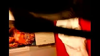 la cougar en chaleur sara jay traite la bite de sa colocataire avec sa chatte mature avant de sortir sa sangle et de bourrer son petit trou du cul jusqua ce quil jouisse video complete