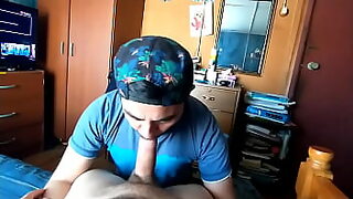 sacando mierda