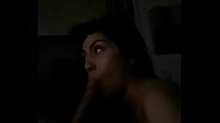 1 doy sleeping 3 girl