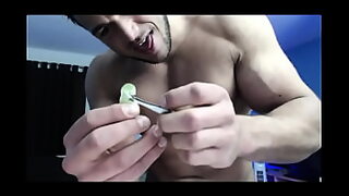18 year old breaks the seal of the pussy with her step brothers big