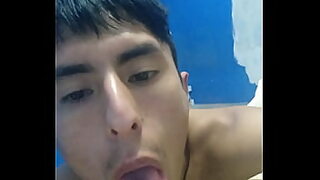 bunny colby le pide una polla delicious