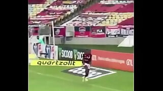 coroa dando forte