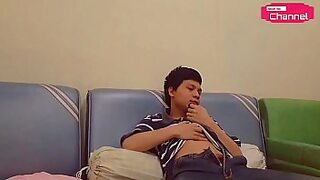 1 boy xxnx 3 or 2 girk