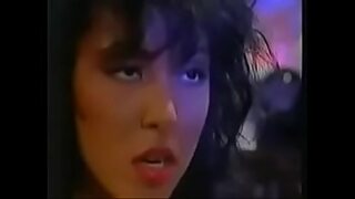 1 girl 4 boys at a time 1 in moutn 2 in vagina 1 in 2 hole