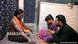 maa ne jabardasti chudwai