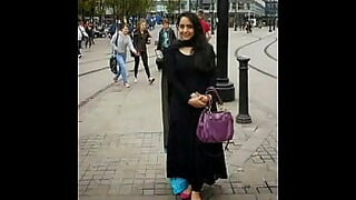 aarti gaikwad bhayandar navghar gaon se gand mein land dalne ka real video mobile mein shoot kiya wala