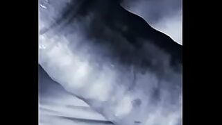 1080p un ouvrier costaud sest fait prendre en train de se branler dans un escalier