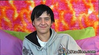 1 girl 5 boys sax vidio on fast