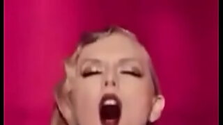 1 girl 4 boys at a time 1 in moutn 2 in vagina 1 in 2 hole