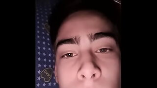 coroa dando o cu
