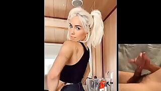 1 girl 4 boys at a time 1 in moutn 2 in vagina 1 in 2 hole