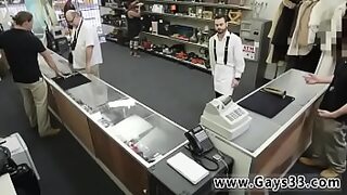 1 guy 2 lesbians