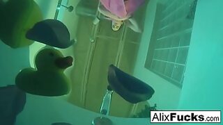 aunty changing hidden cam