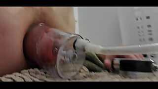 ara mina bold movie