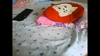 a chaque fois que je fais un teens elle enleve un vetement