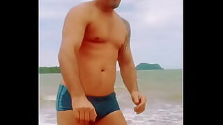 18 year nude bathing