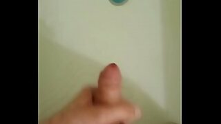 2 guys jerking off