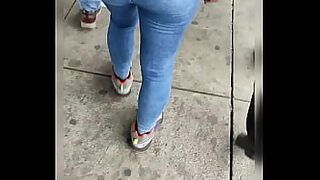 1 cock in 2 ass