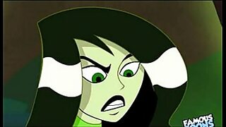 1 girl 4 boys at a time 1 in moutn 2 in vagina 1 in 2 hole