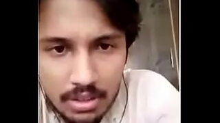 afreen khan change clothe
