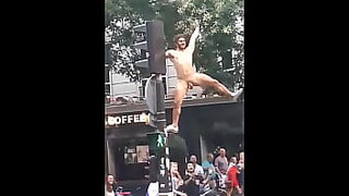 2 girls without clothes in public sex