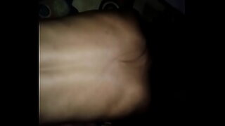 10 saal ke larki ke boor me mota lnd kaishe dale