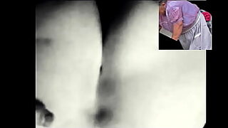 1 girl 4 boys at a time 1 in moutn 2 in vagina 1 in 2 hole