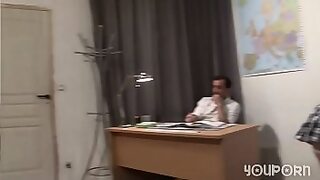 aliyah kurnia mesum d wc viral