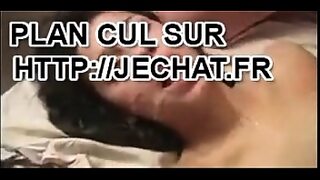 1080p un ouvrier costaud sest fait prendre en train de se branler dans un escalier