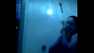 1080p un ouvrier costaud sest fait prendre en train de se branler dans un escalier