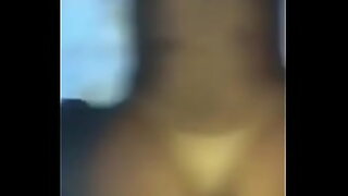 amarrada como una perra y que le den duro y fuerte
