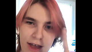 accidentally nake