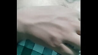 18 year old showing you how to cum just by using your hands