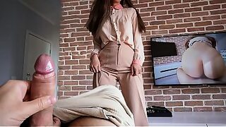 ass shaking in face