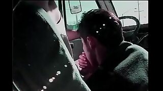 1 girl 4 boys at a time 1 in moutn 2 in vagina 1 in 2 hole