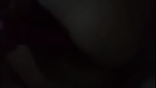 amigo dejo a su novia caliente y sola conmigo asi que nos pusimos a coger a sus espaldas siguenos en