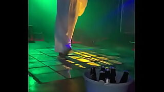 anty hidden camera saree change