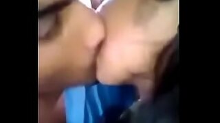 18 years girl kiss 18 years girl