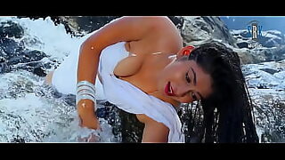 actress bharati jha hot videos