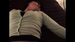 10 sec10 sec stepmother shares hotel bed without clothes with horny stepson alison tylor