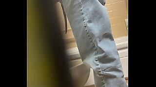 aunty bathing hidden cam