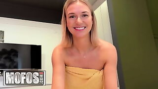 18 year old cute boy took his step mother to the hotel room and fucked her hard with %e0%a5%a7%e0%a5%ae %e0%a4%b8%e0%a4%be%e0%a4%b2 %e0%a4%95%e0%a5%87 %e0%a4%b9%e0%a4%b0%e0%a4%be%e0%a4%ae%e0%a5%80