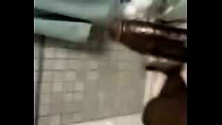 aunty remove panty