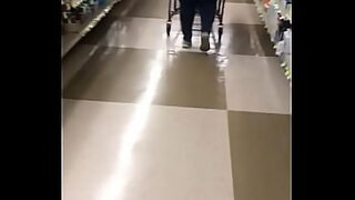 1 girl 4 boys at a time 1 in moutn 2 in vagina 1 in 2 hole