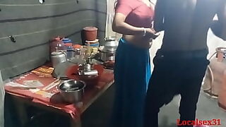 14 sal ki ladki ko choda chod se khoon nikalna sex video