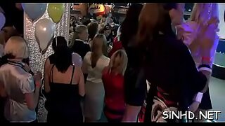 18 year old na lalaki hinalikan at titirahin ang maputing tiyahin