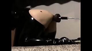18 year old showing you how to cum just by using your hands