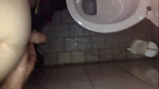 aliyahkurnia tkw sigapur viral di wc