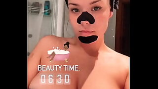 1 girl 4 boys at a time 1 in moutn 2 in vagina 1 in 2 hole