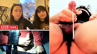 18 mom during group sex with her daughter and her friend ends with an orgasm xxx 100mb